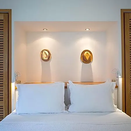 Hotel Kavos Naxos 4*