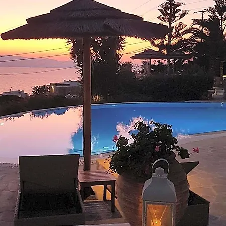 Kavos Naxos Hotel 4*